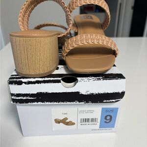 Chic Tan Block Heel Sandals